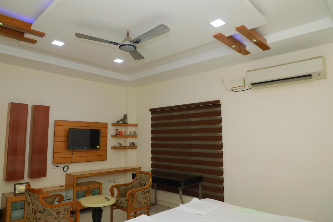 Hill View Paradise - 2Bhk'S & Rooms - A Golden Group Of Premium Home Stays - ティルパティ エクステリア 写真