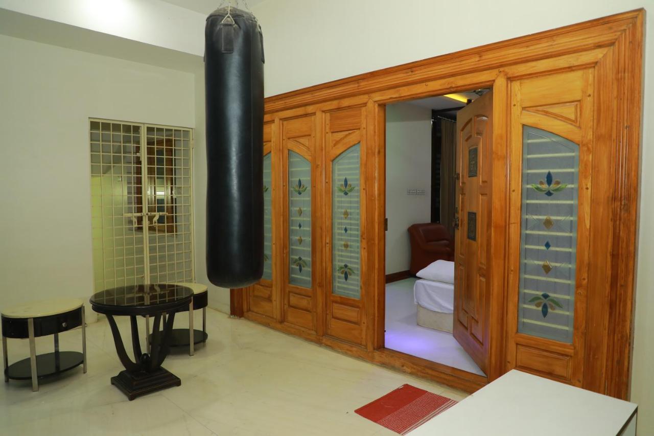 Hill View Paradise - 2Bhk'S & Rooms - A Golden Group Of Premium Home Stays - ティルパティ エクステリア 写真