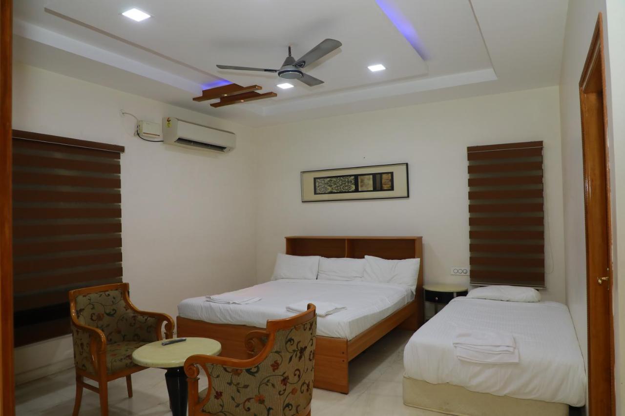 Hill View Paradise - 2Bhk'S & Rooms - A Golden Group Of Premium Home Stays - ティルパティ エクステリア 写真