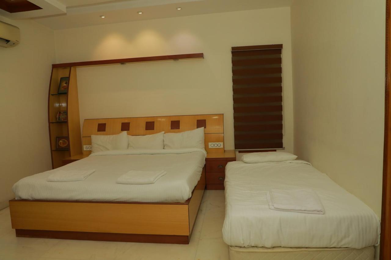 Hill View Paradise - 2Bhk'S & Rooms - A Golden Group Of Premium Home Stays - ティルパティ エクステリア 写真