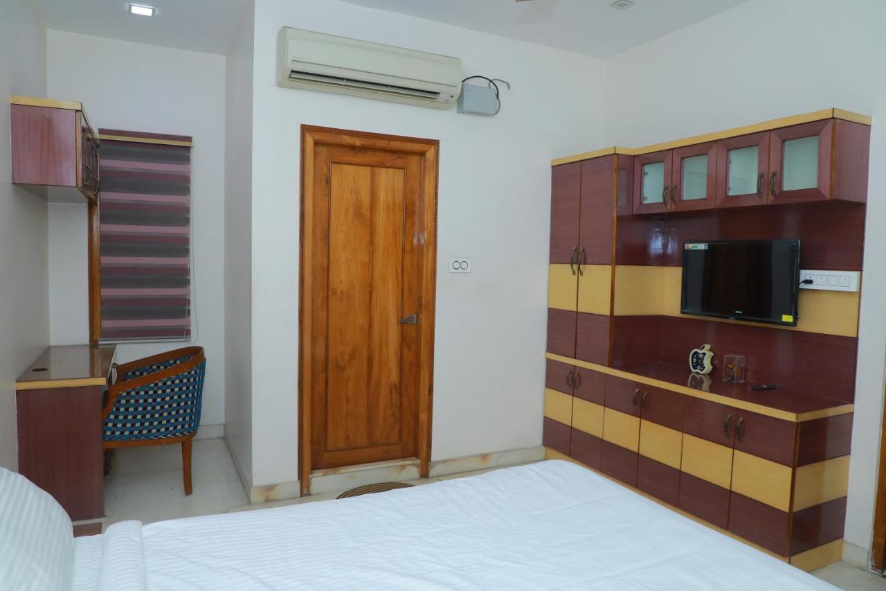Hill View Paradise - 2Bhk'S & Rooms - A Golden Group Of Premium Home Stays - ティルパティ エクステリア 写真