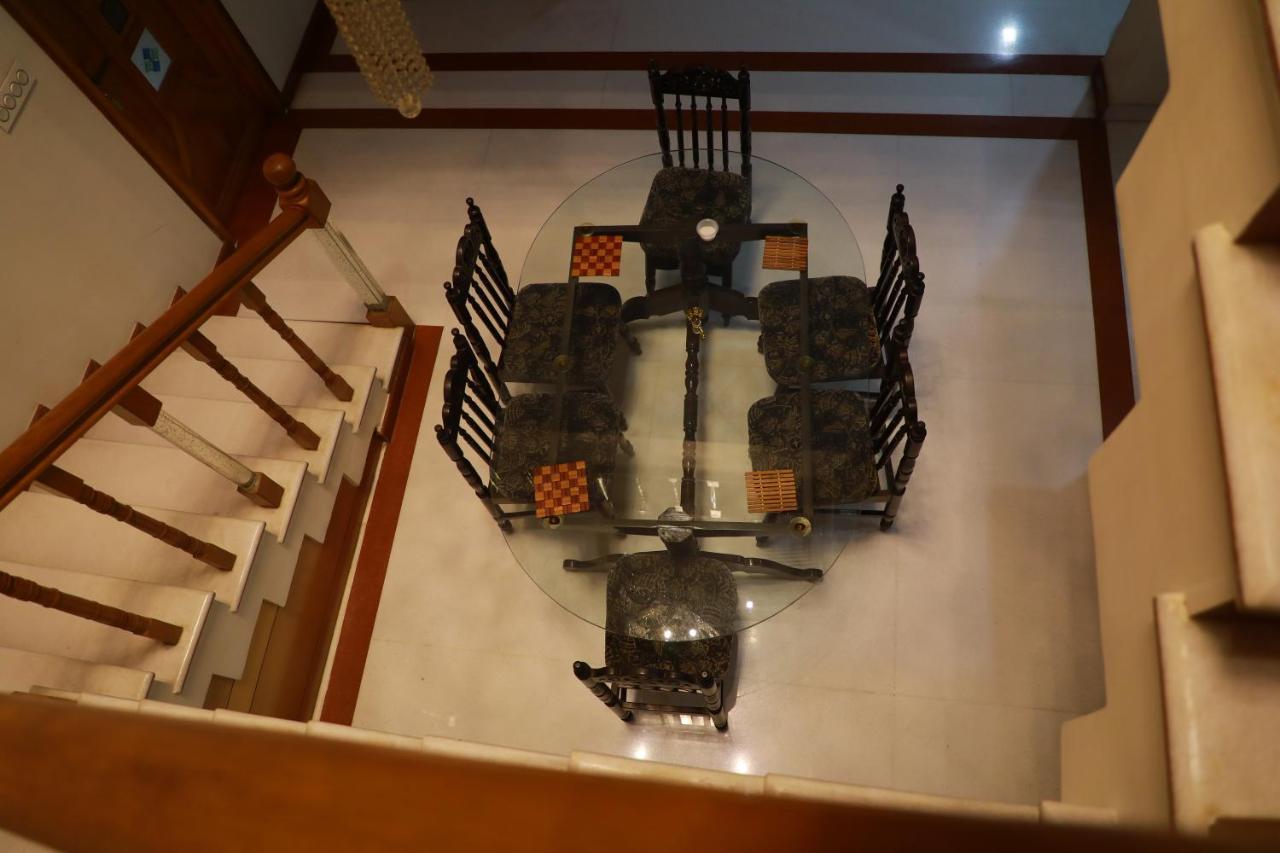 Hill View Paradise - 2Bhk'S & Rooms - A Golden Group Of Premium Home Stays - ティルパティ エクステリア 写真